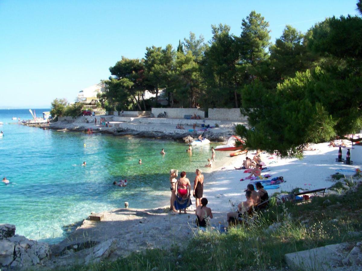 Apartment House Juretic - 50 M From The Beach Trogir Exterior photo